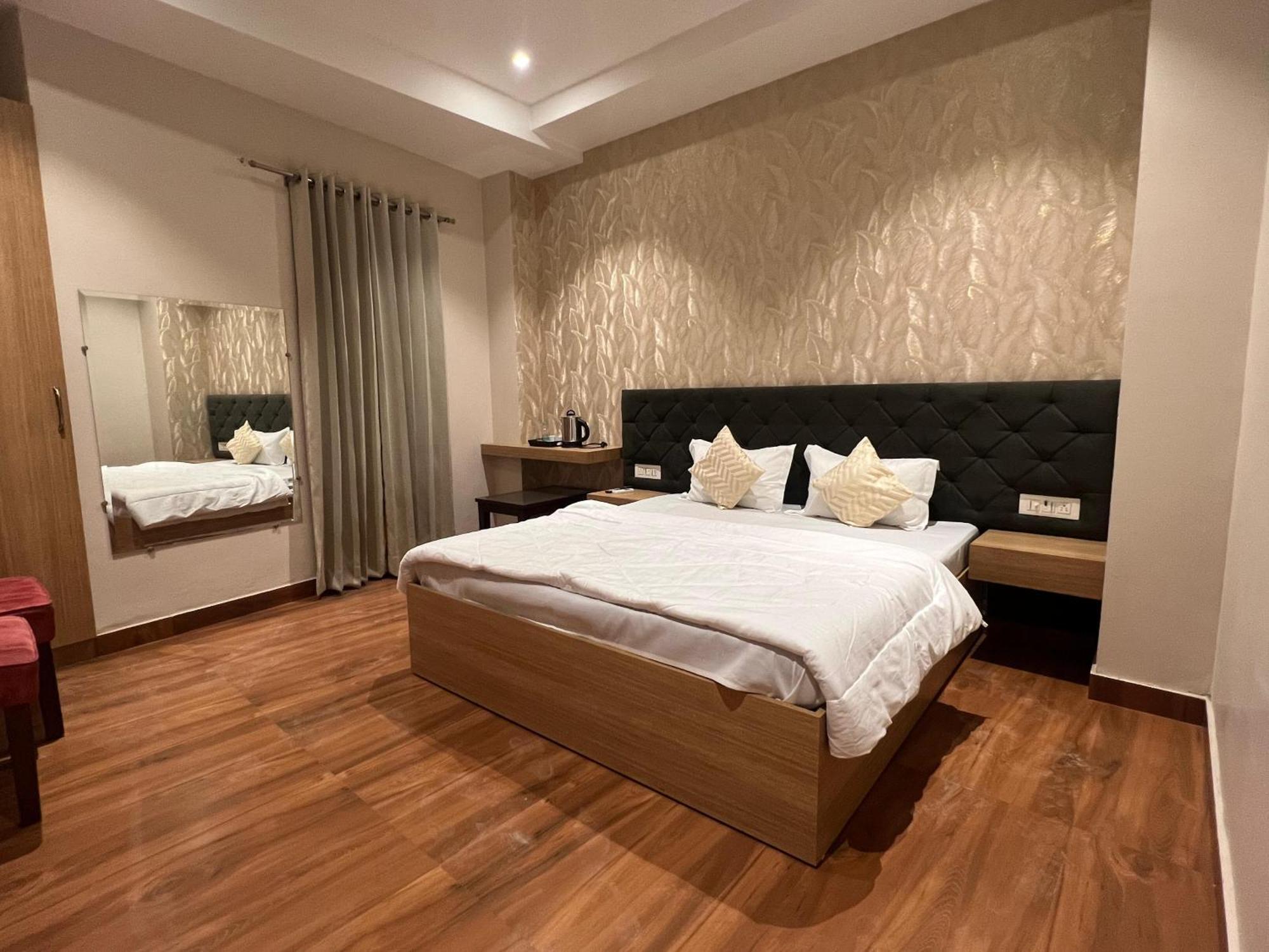 Festive Heritage Hotel 3*